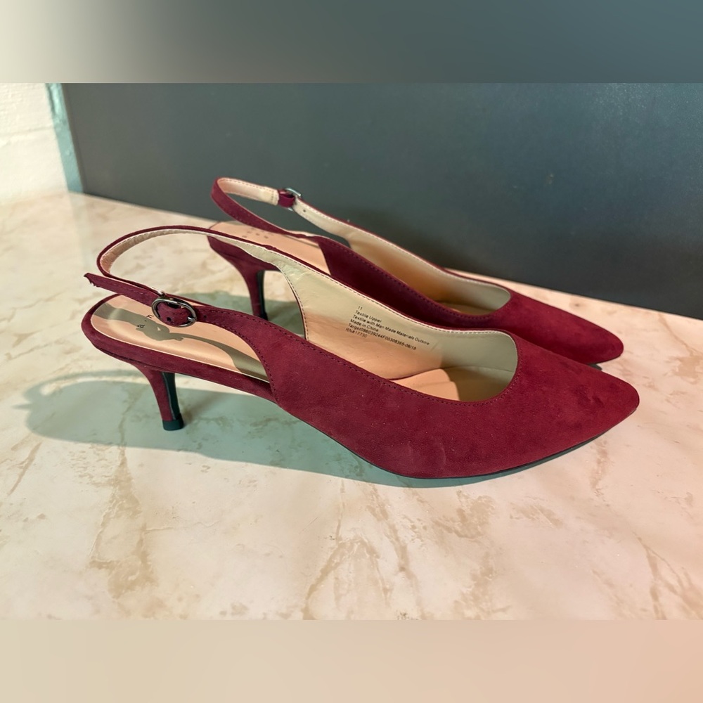 NWOT A new day Burgundy Slingback Heels